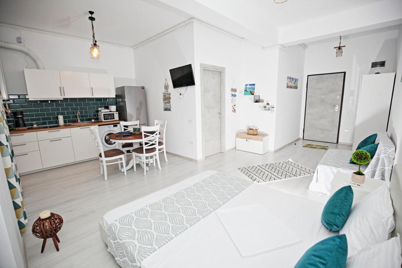 Beach Breeze Residence Năvodari Eksteriør billede